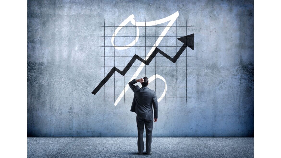 Blíží se sazby na hypoteční horské dráze vrcholu?